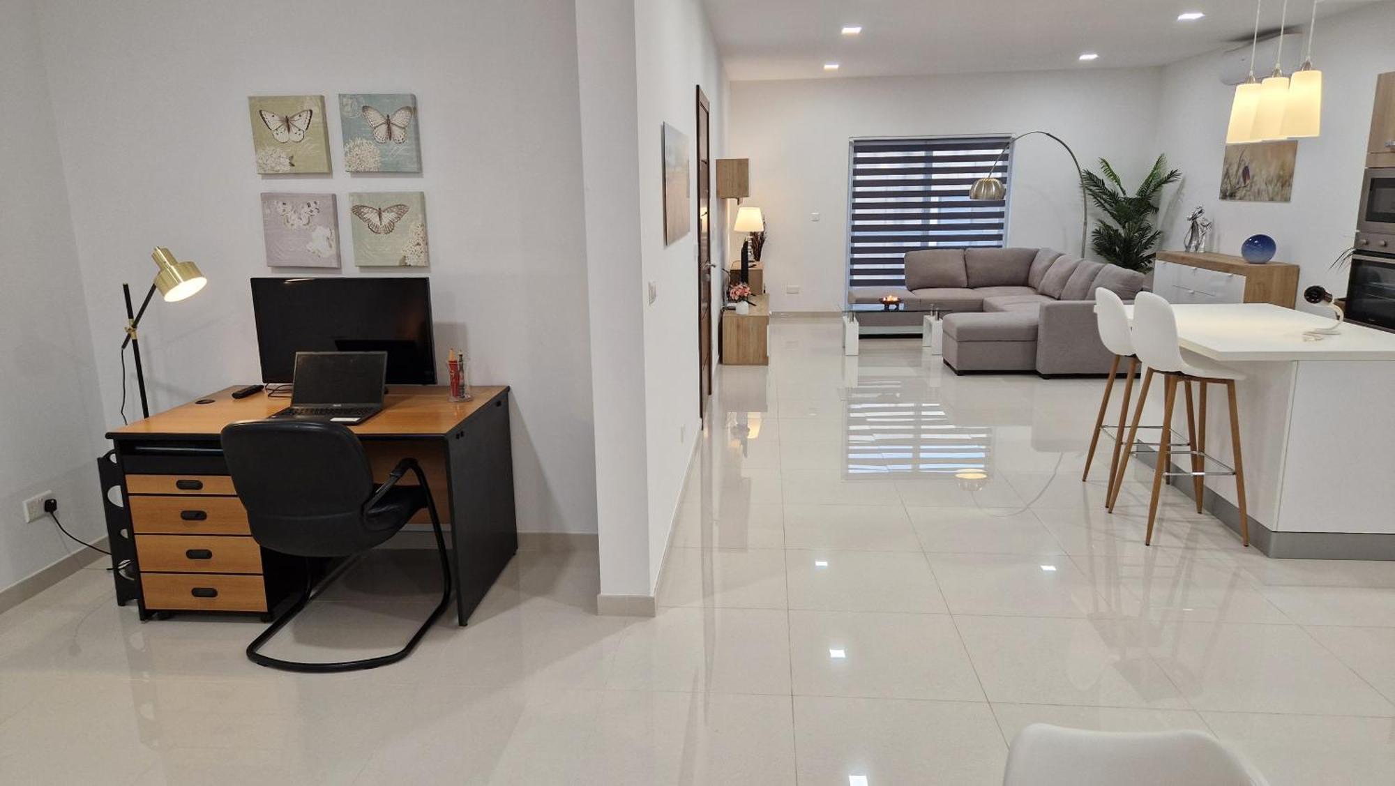Carousel Apartments Qrendi Екстериор снимка