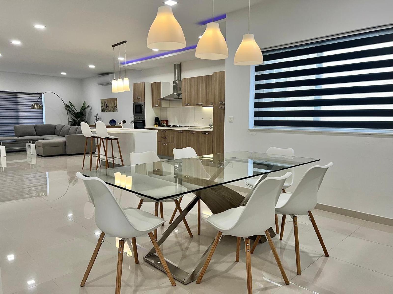 Carousel Apartments Qrendi Екстериор снимка