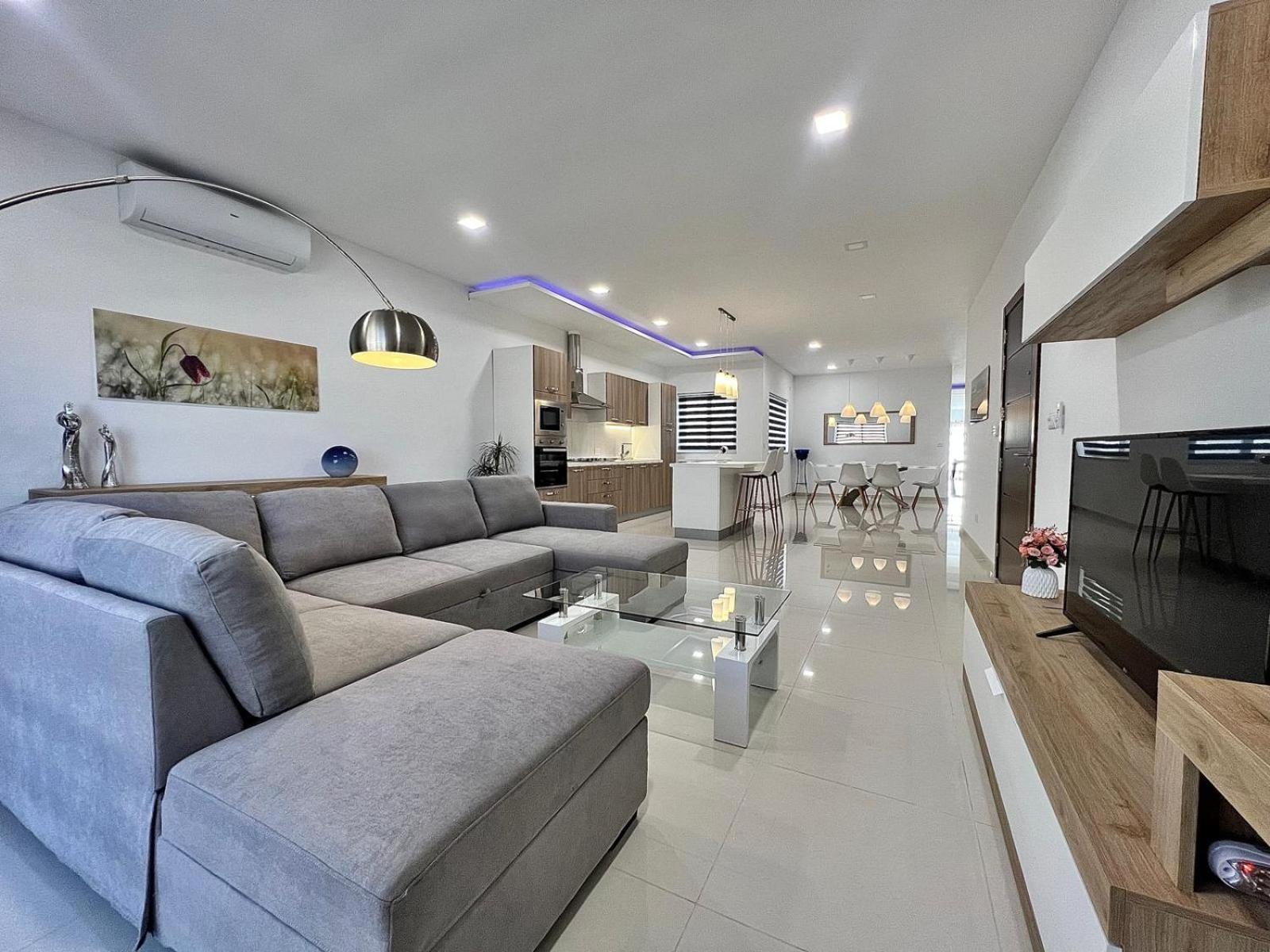 Carousel Apartments Qrendi Екстериор снимка
