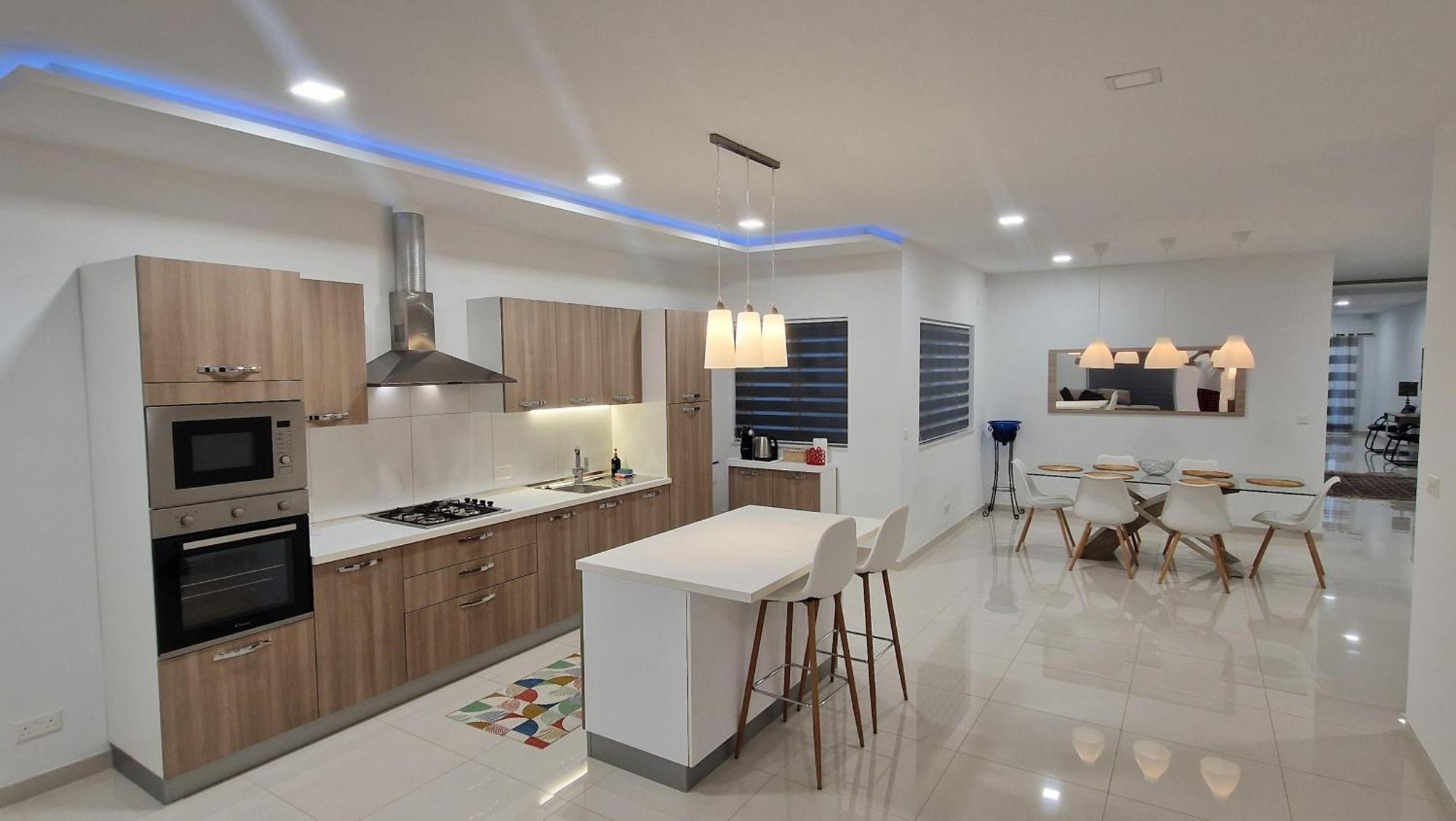Carousel Apartments Qrendi Екстериор снимка