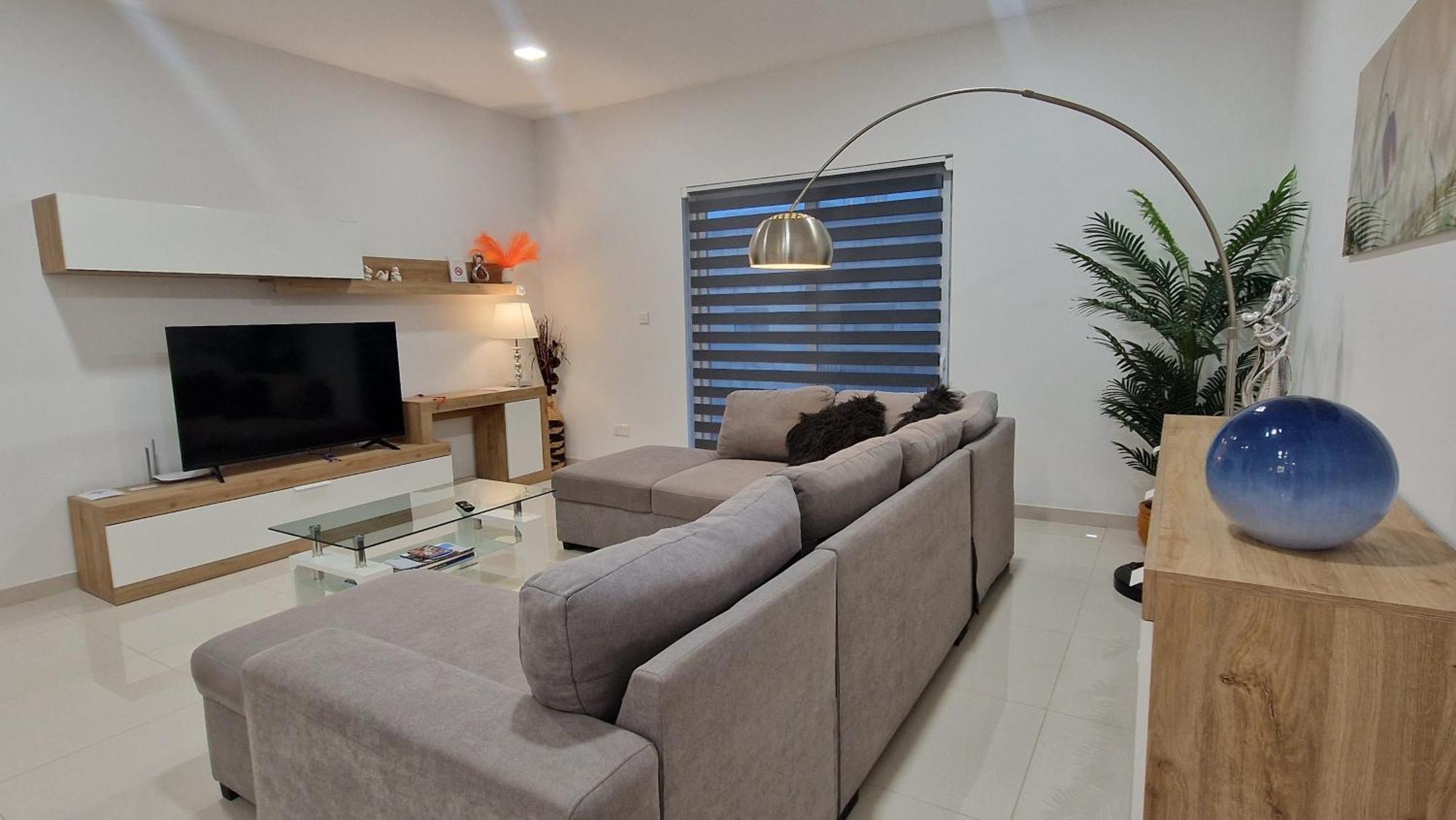 Carousel Apartments Qrendi Екстериор снимка