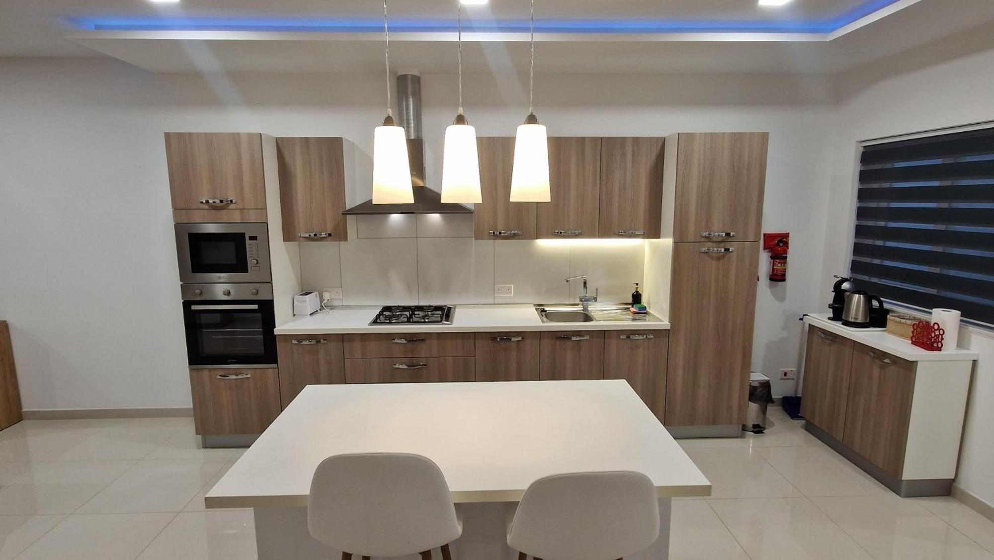 Carousel Apartments Qrendi Екстериор снимка